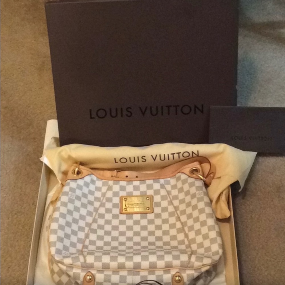 Louis Vuitton Galleria PM